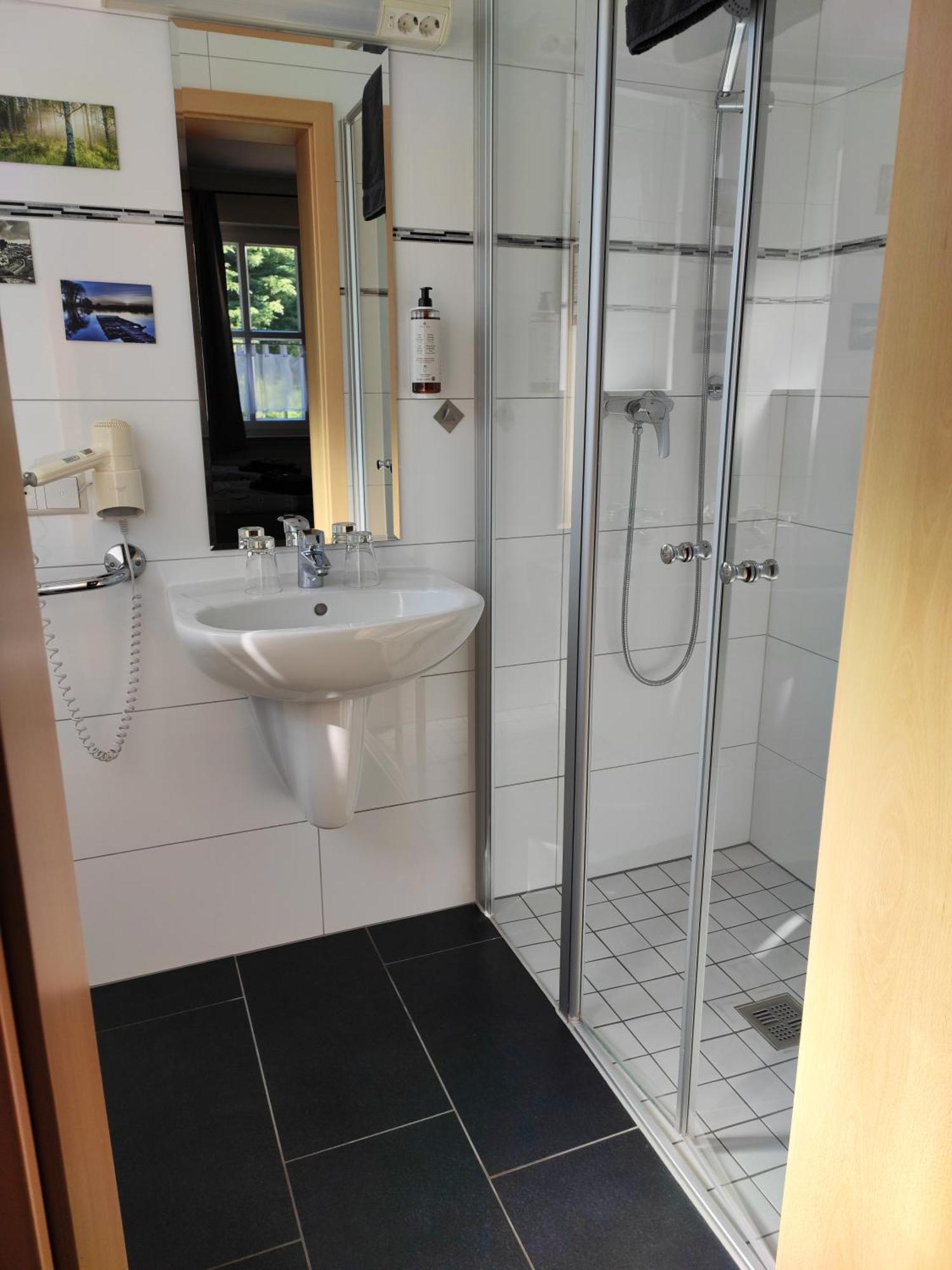 Landhotel Zur Altenburg Kalefeld Zimmer foto